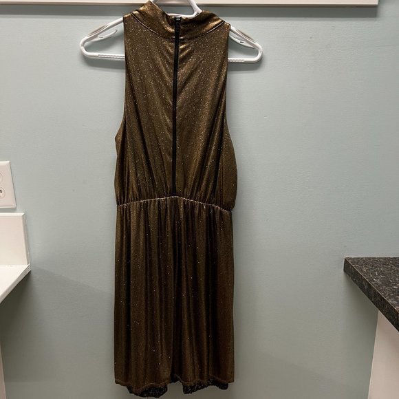 Alice + Olivia Estelle Gold Shimmer Sequin Dress Medium - Picture 6 of 9